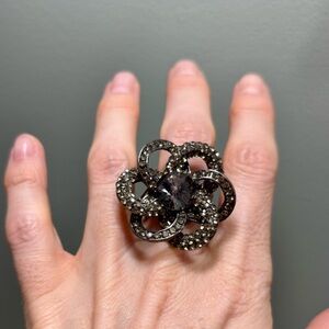 One size fits most region flower ring
